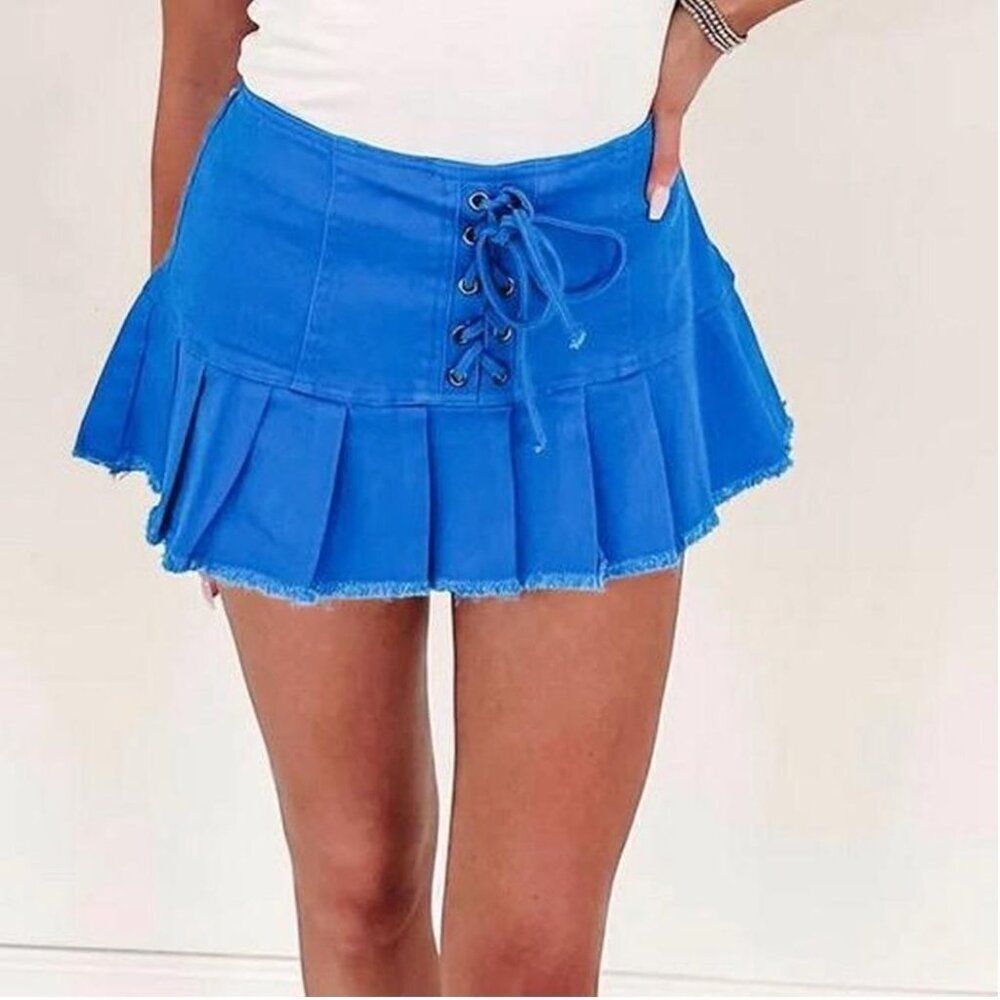 NWT Sassy Shortcake Blue lace-up mini skort with built in shorts, women's small